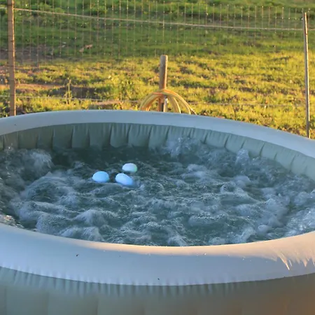 Roulotte De Charme Avec Jacuzzi Prive Lyxtält *