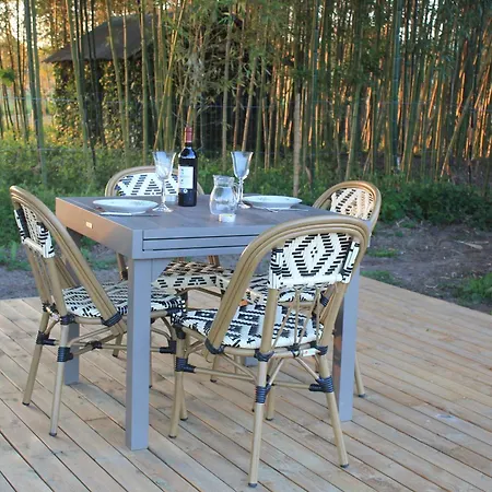 Roulotte De Charme Avec Jacuzzi Prive Beaupouyet
