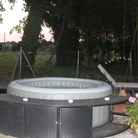Lyxtält Roulotte De Charme Avec Jacuzzi Prive *